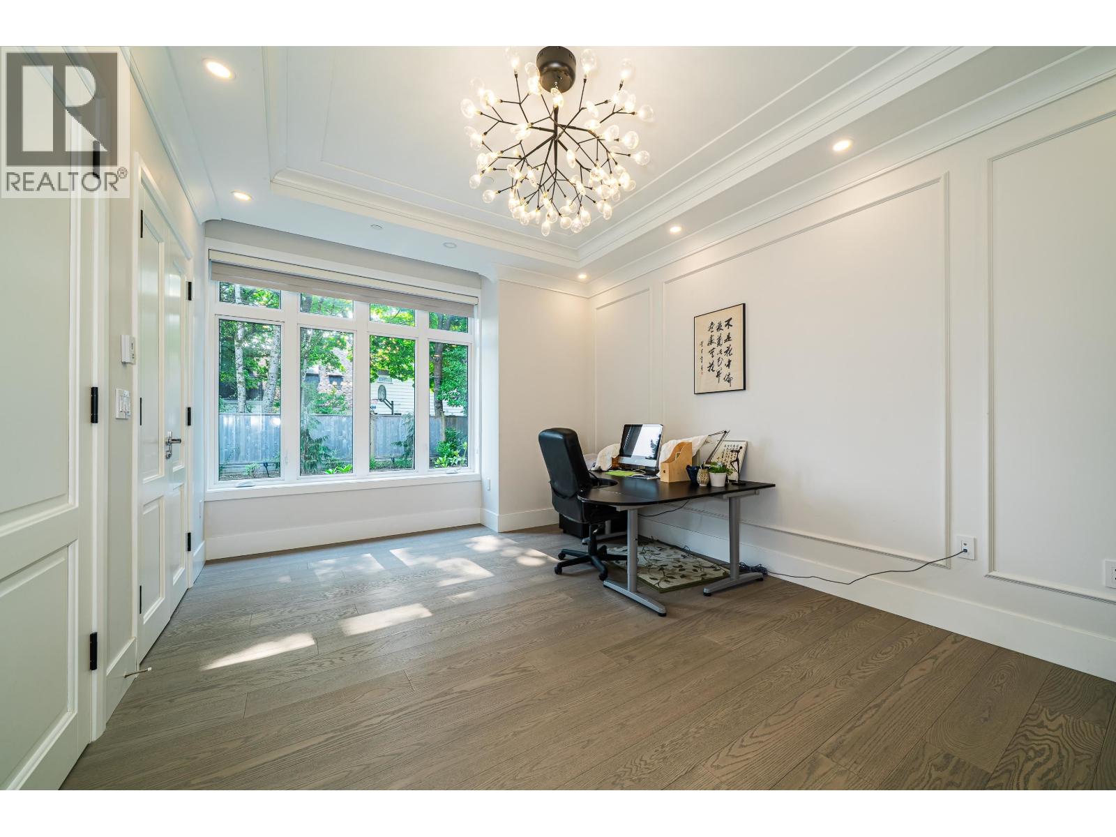 1048 HANDSWORTH ROAD, North Vancouver