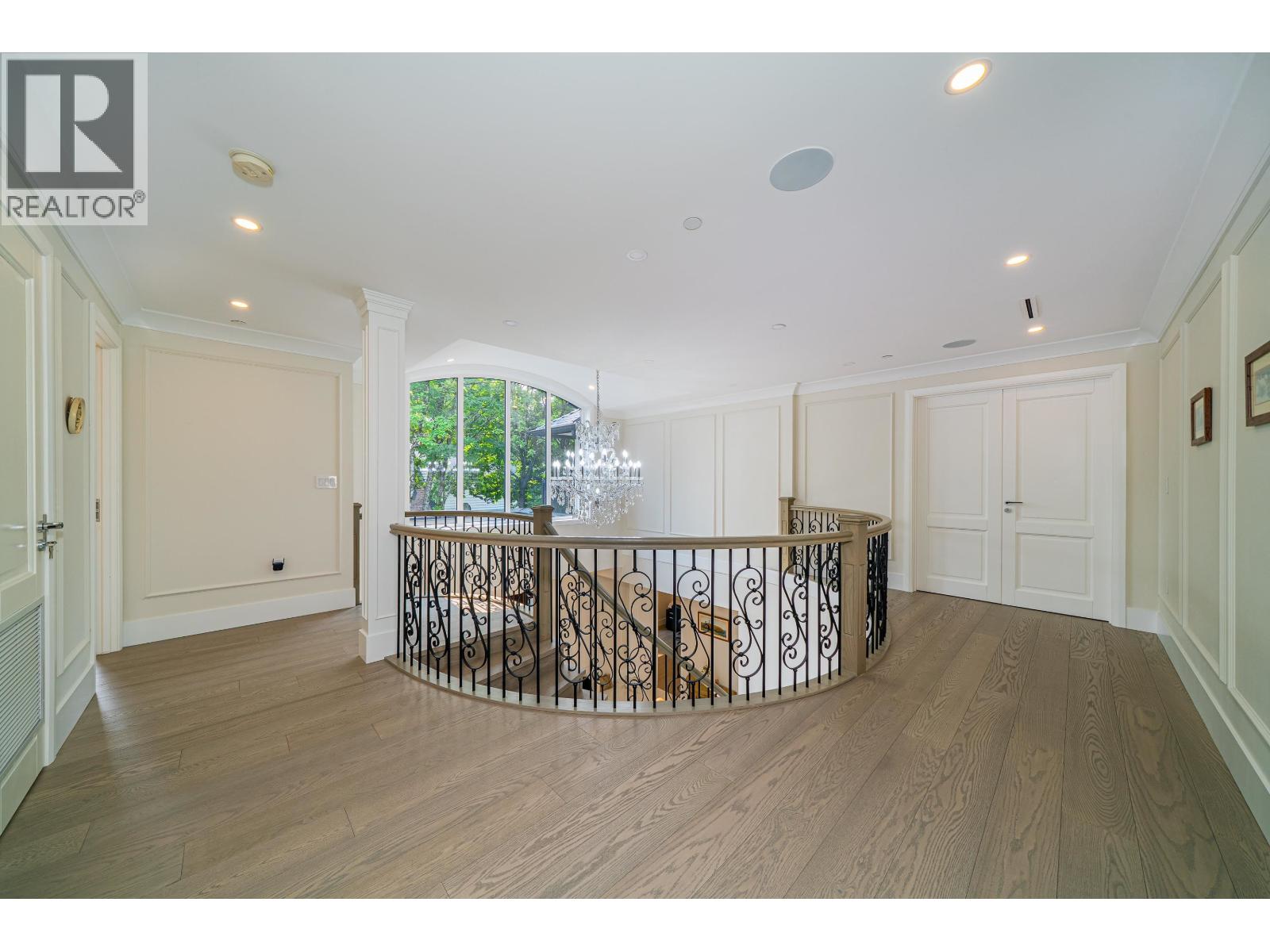 1048 HANDSWORTH ROAD, North Vancouver