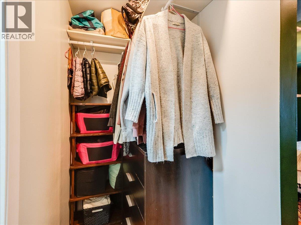 613 11TH AVENUE - 46