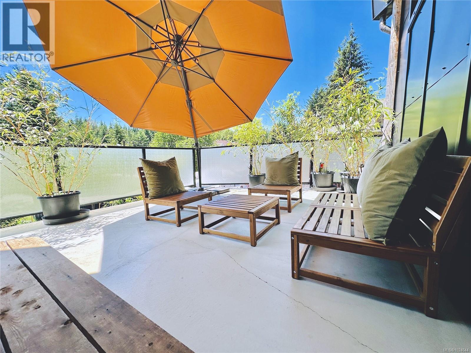 2613 Dunsmuir Ave, Cumberland