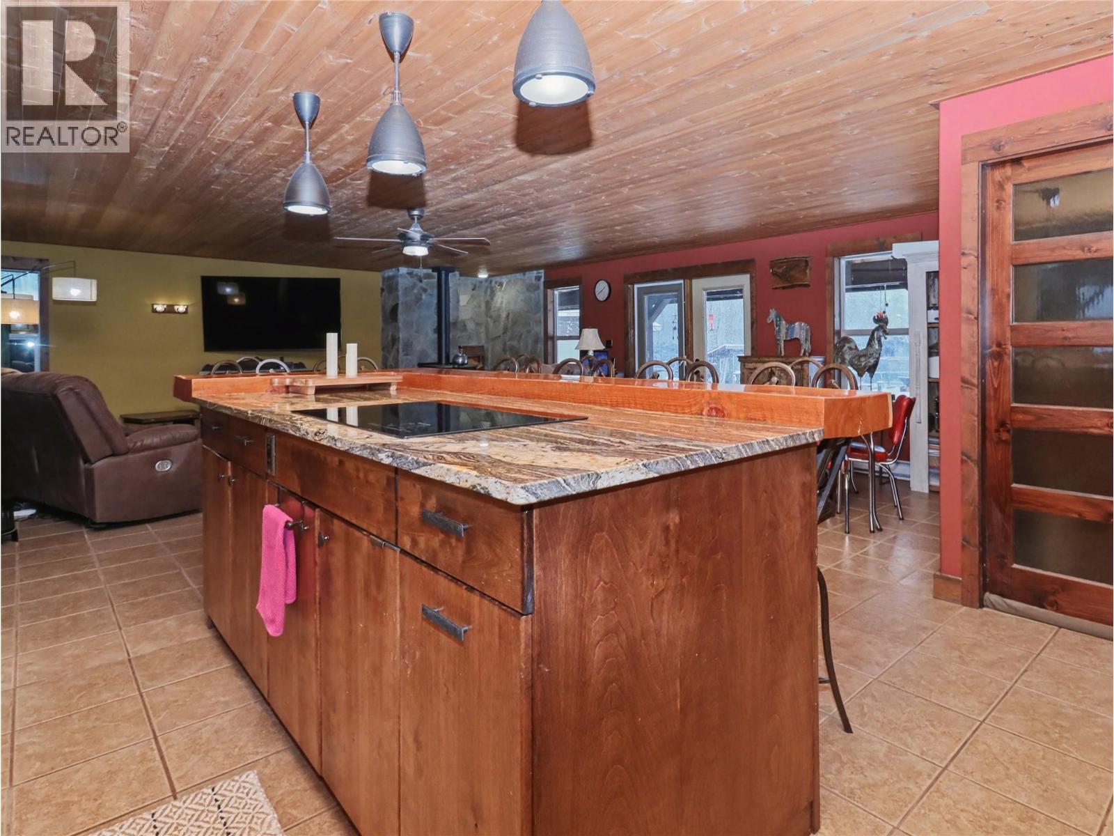 3850 Blythe-Rhone Road, Westbridge