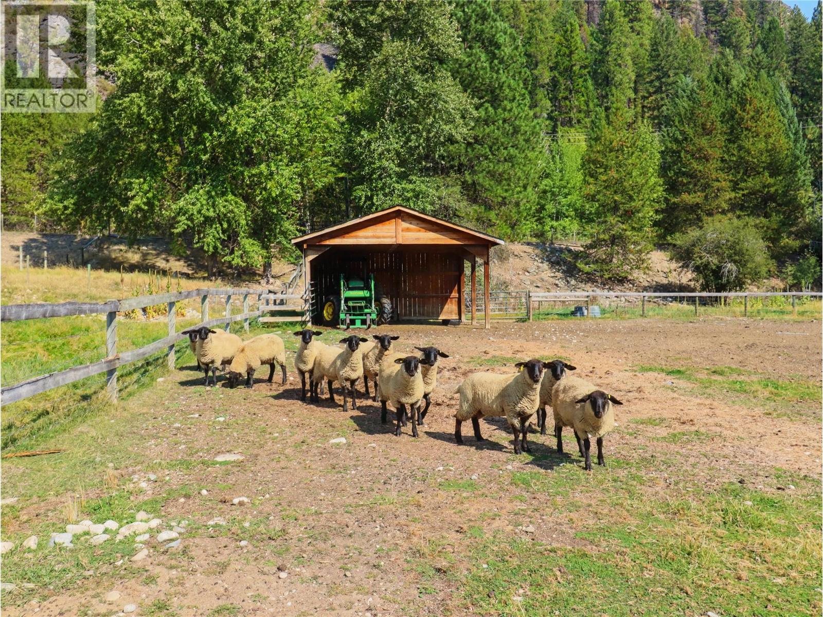 3850 Blythe-Rhone Road, Westbridge