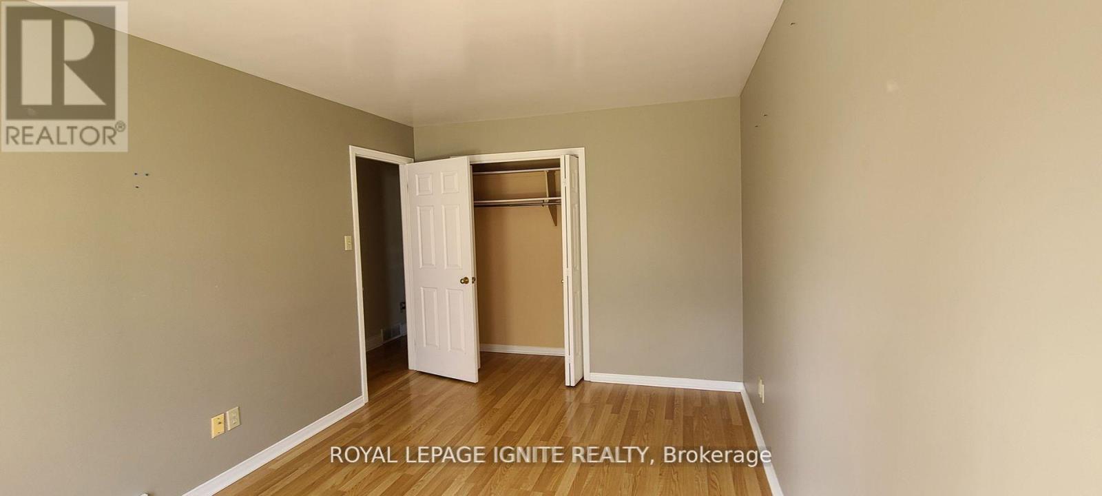 804 CHAMPLAIN DRIVE - 9