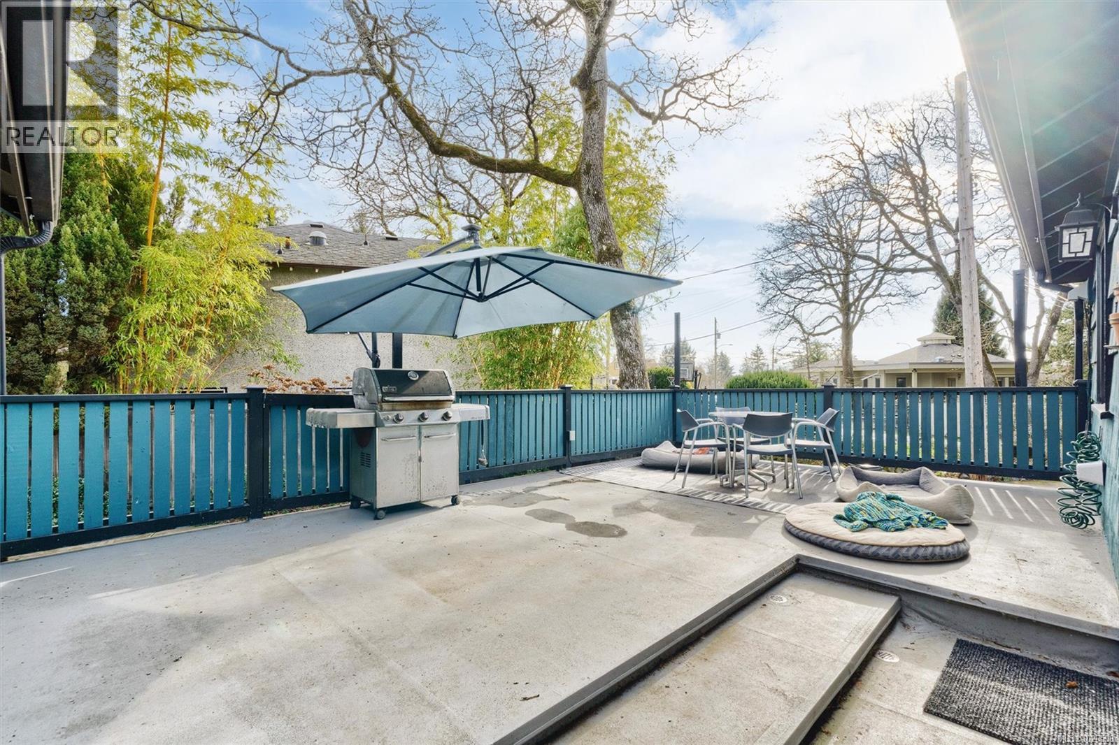  3771 Winston Crescent, Saanich