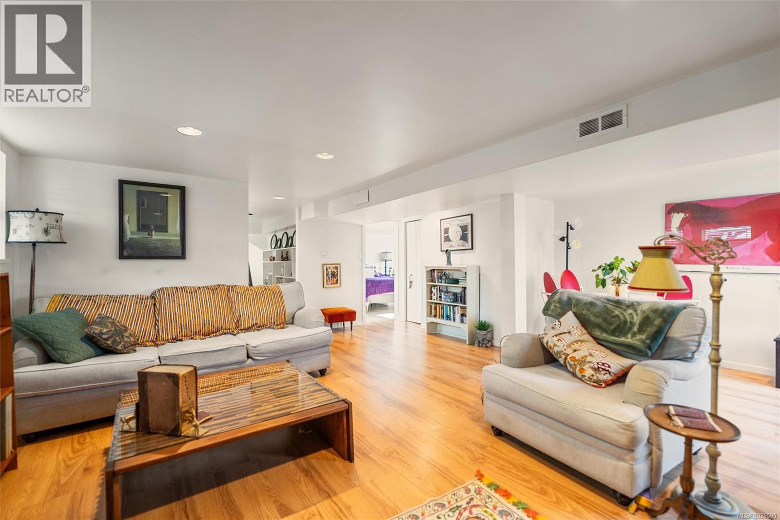  3771 Winston Crescent, Saanich