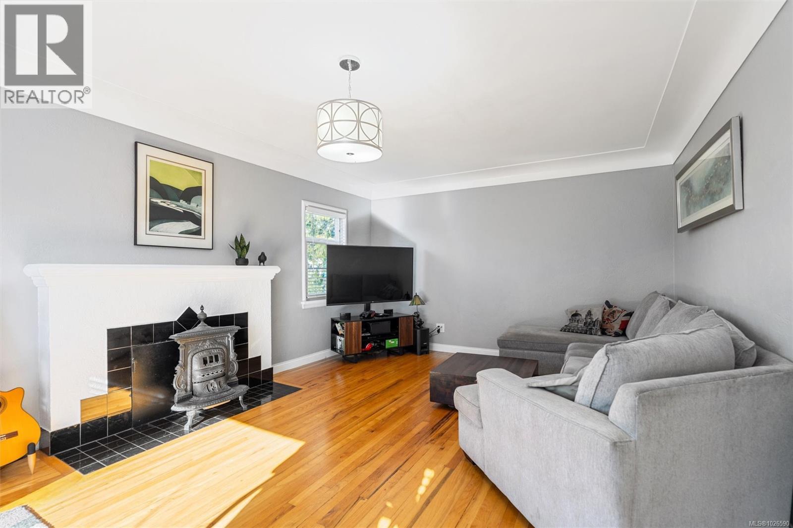  3771 Winston Crescent, Saanich