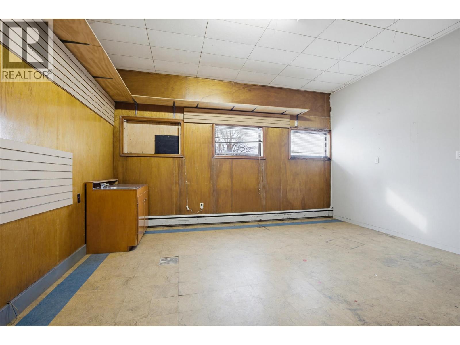  1305 BATTLE Street, Kamloops