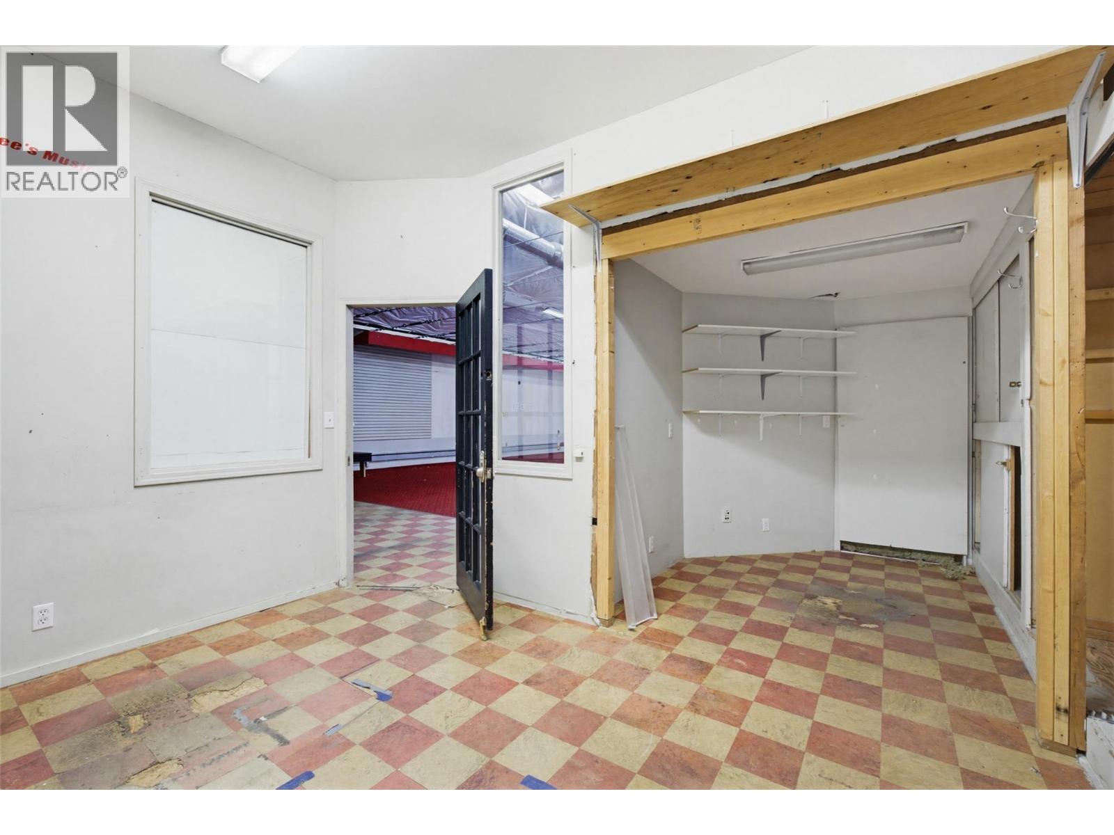  1305 BATTLE Street, Kamloops