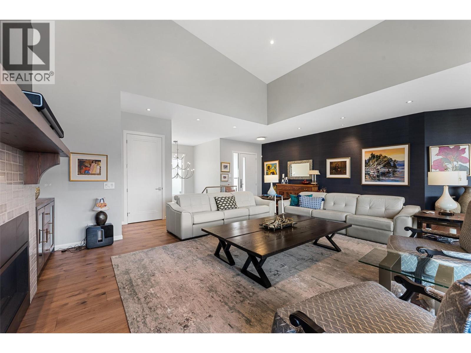  604 Clifton Road North, Kelowna