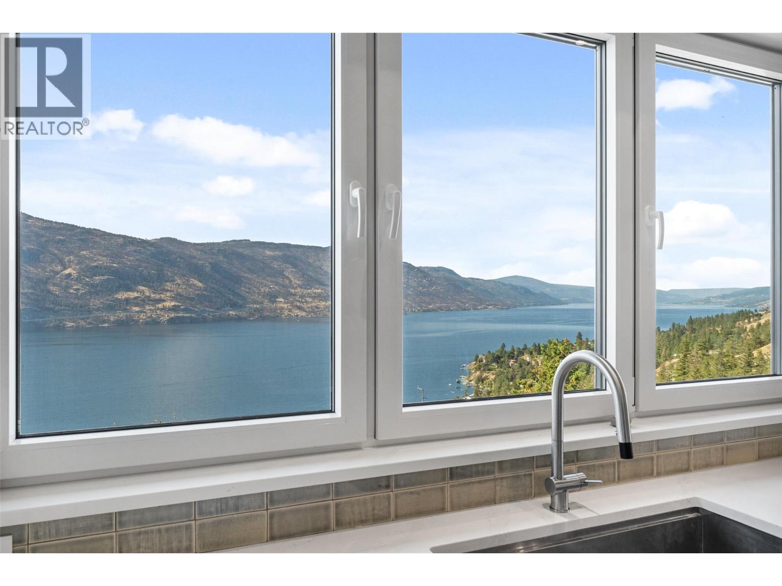  604 Clifton Road North, Kelowna