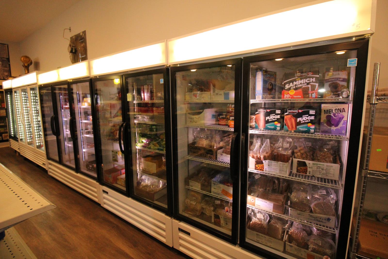 
          30 Centre Avenue
            <br/>
            <span>Flatbush</span>
            , 
            <span>AB</span>
             <span>T0G0Z0</span>
         - Photo 16