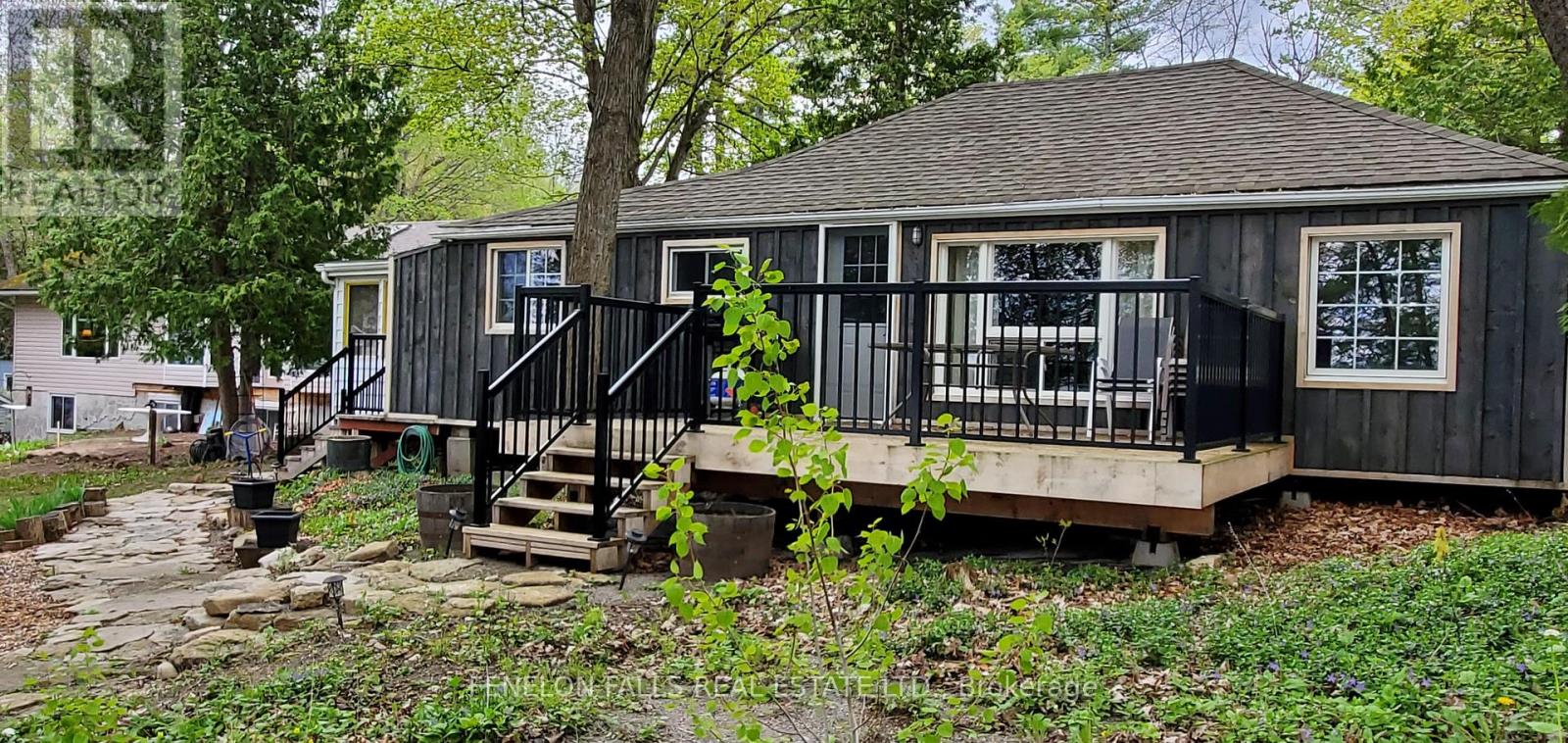 168 LAKEBREEZE ROAD - 1
