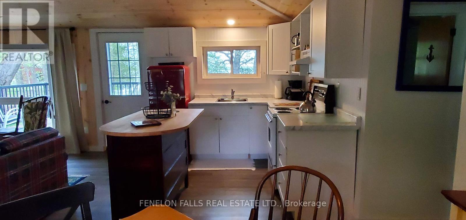 168 LAKEBREEZE ROAD - 21