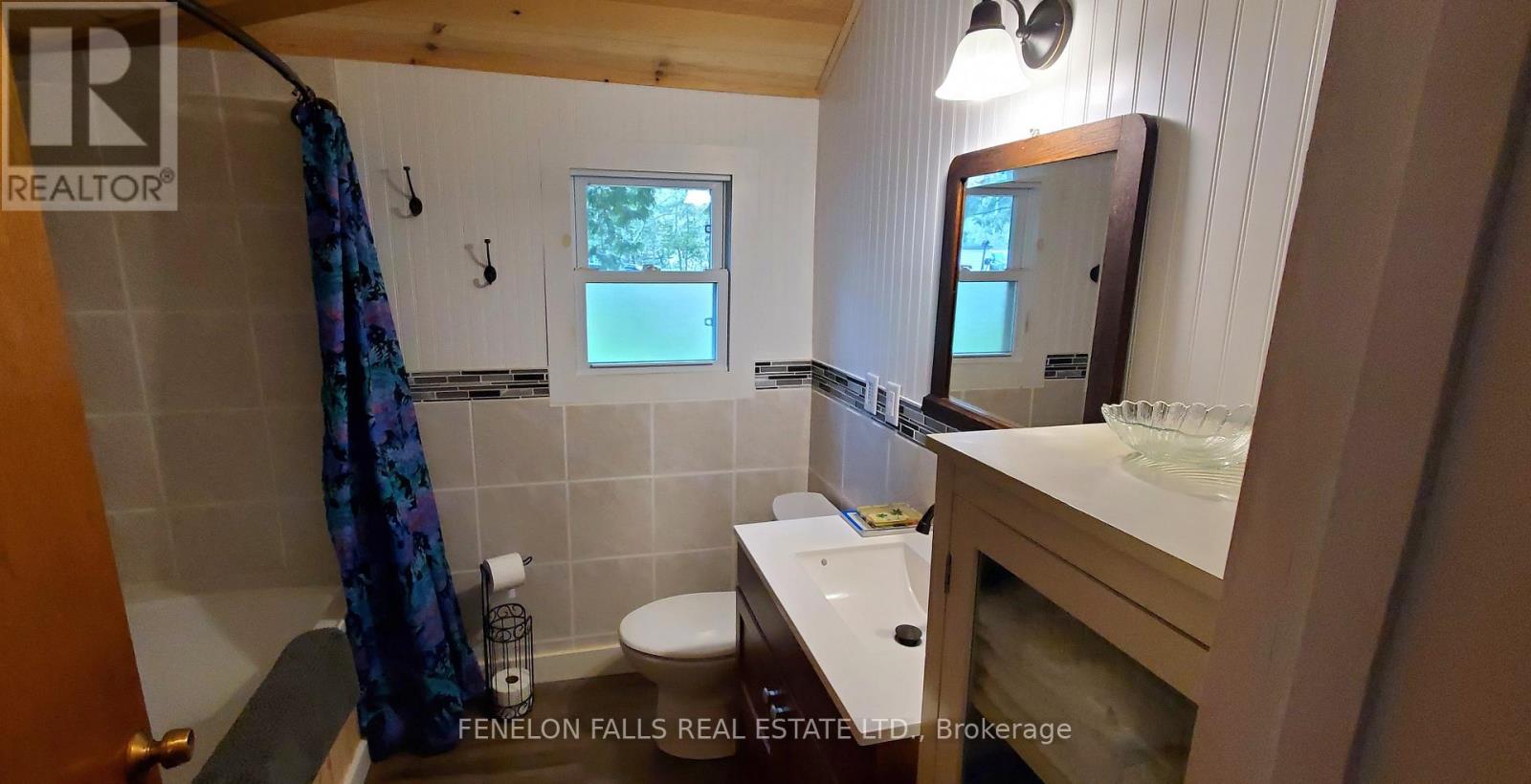 168 LAKEBREEZE ROAD - 26