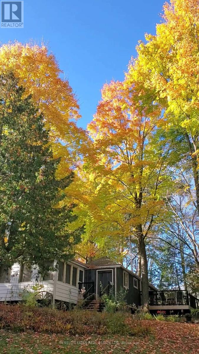 168 LAKEBREEZE ROAD - 32
