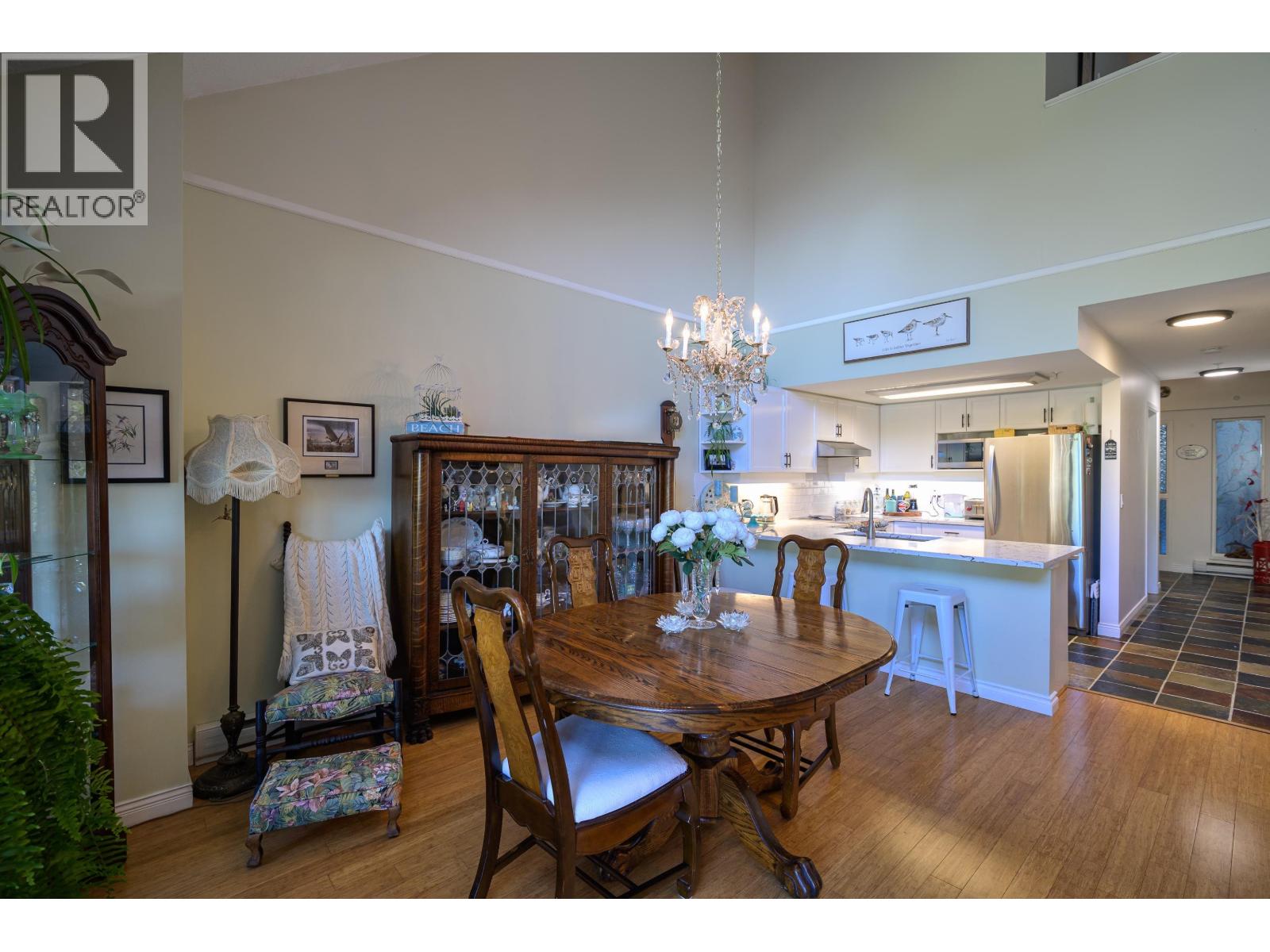 320 1120 TSATSU SHORES DRIVE, Tsawwassen