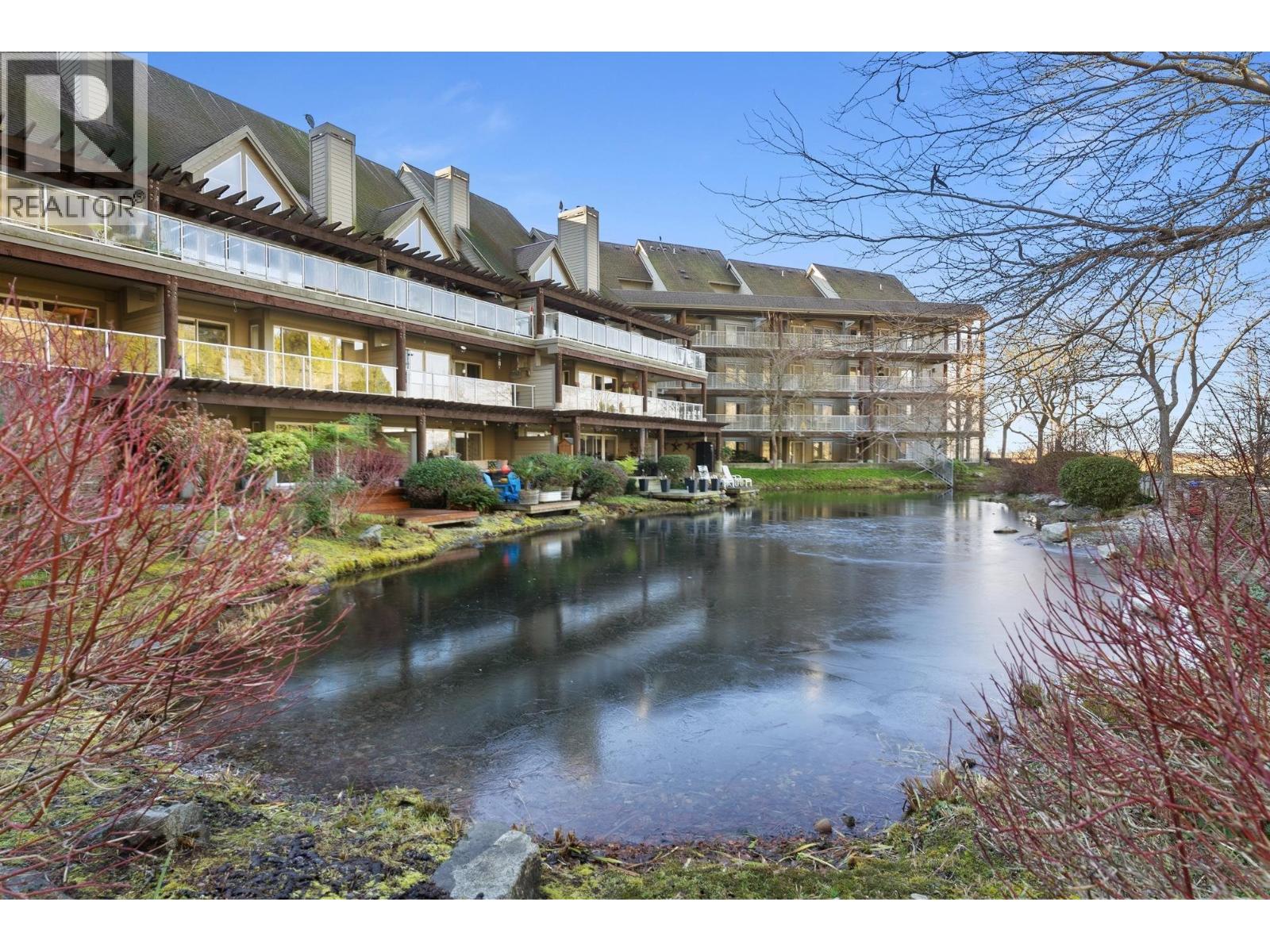 320 1120 TSATSU SHORES DRIVE, Tsawwassen