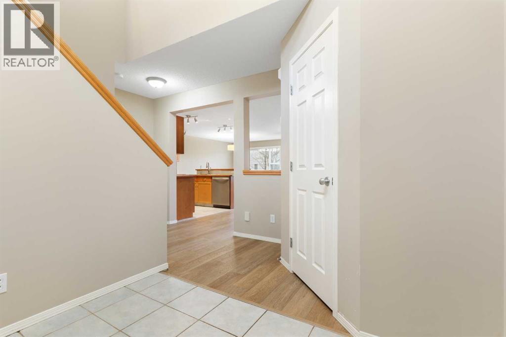 129 Evansbrooke Way NW - Photo 4 of 48, Calgary, Alberta