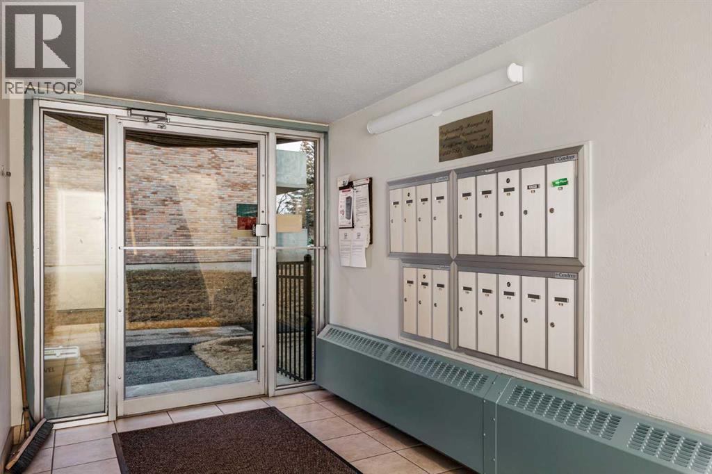 Single Family House for Sale in D  Heritage Drive SE Acadia Calgary 