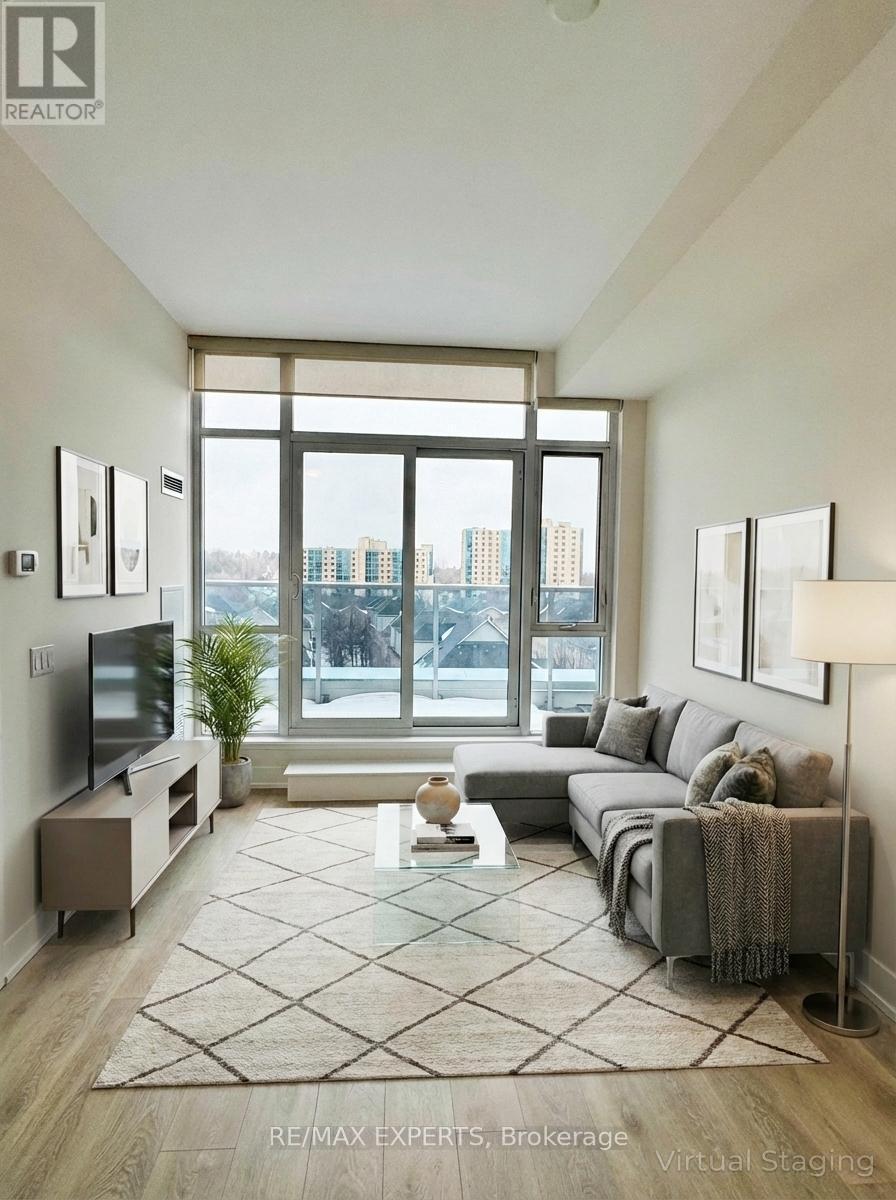 9471 Yonge Street 717