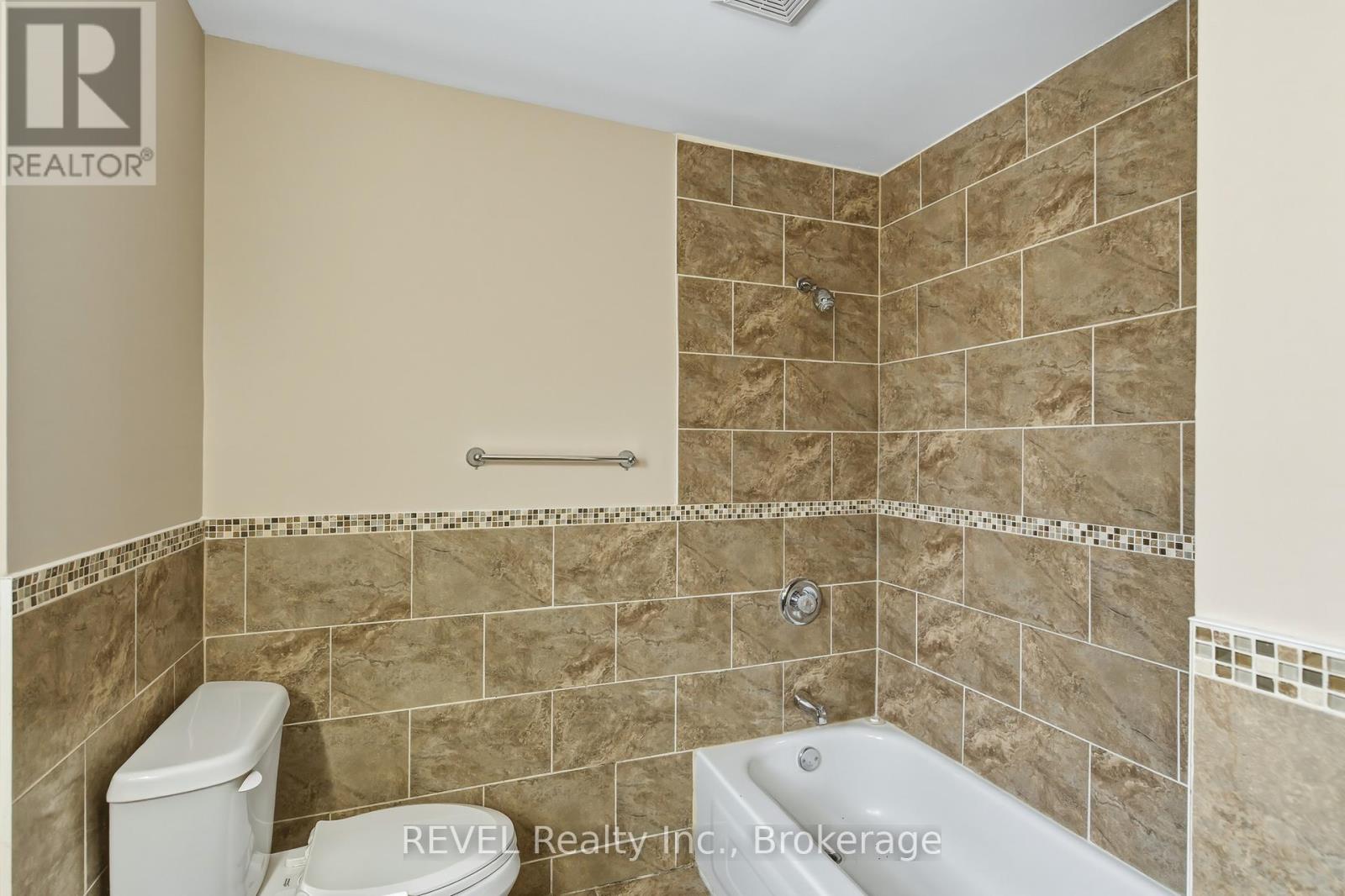 184 QUEENSTON STREET - 17