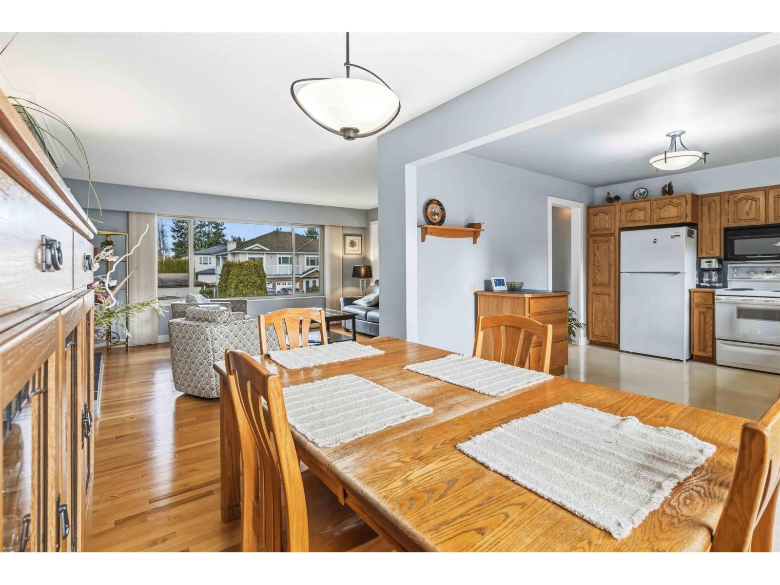 11078 83A Avenue, Delta