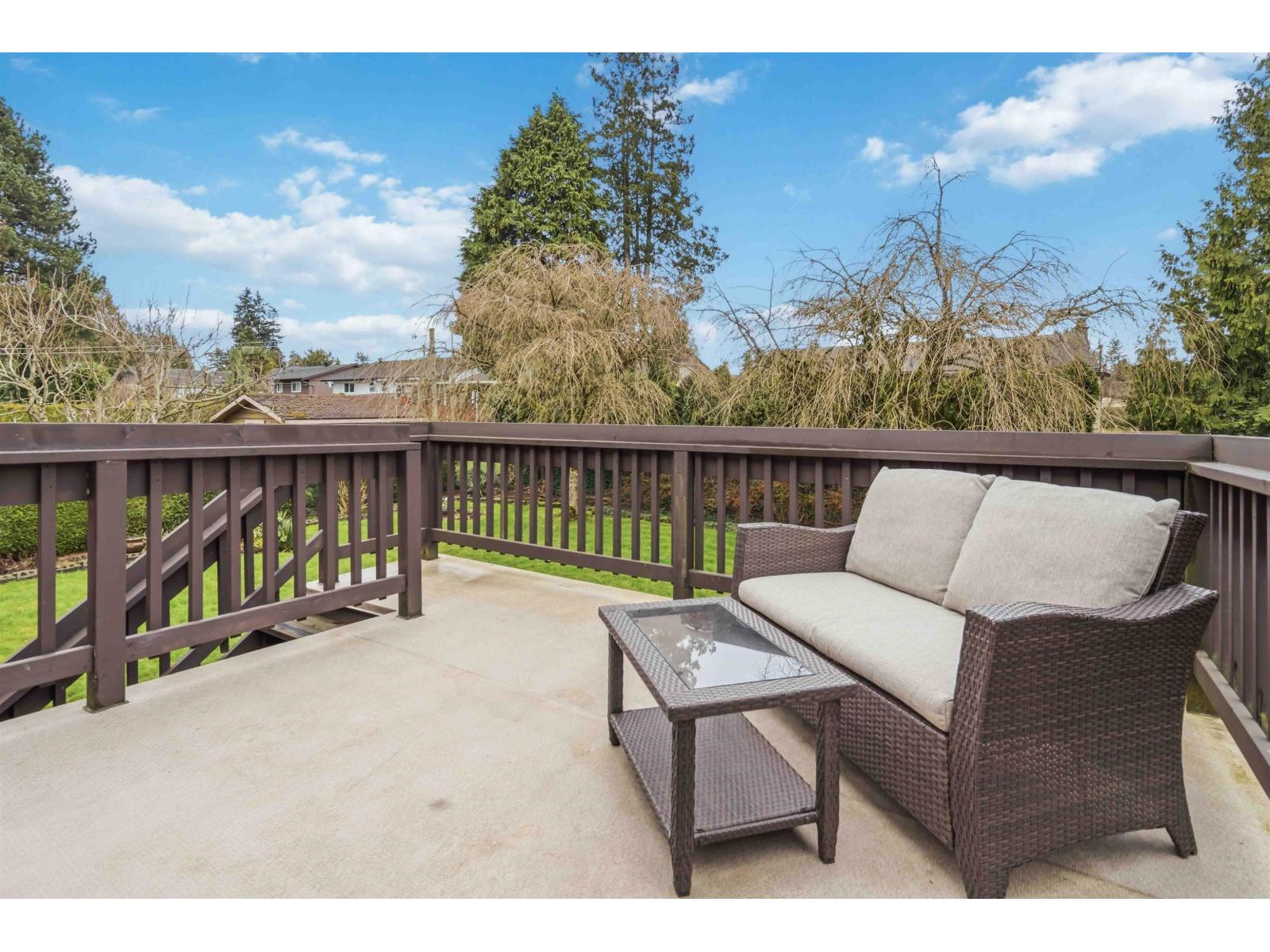 11078 83A Avenue, Delta