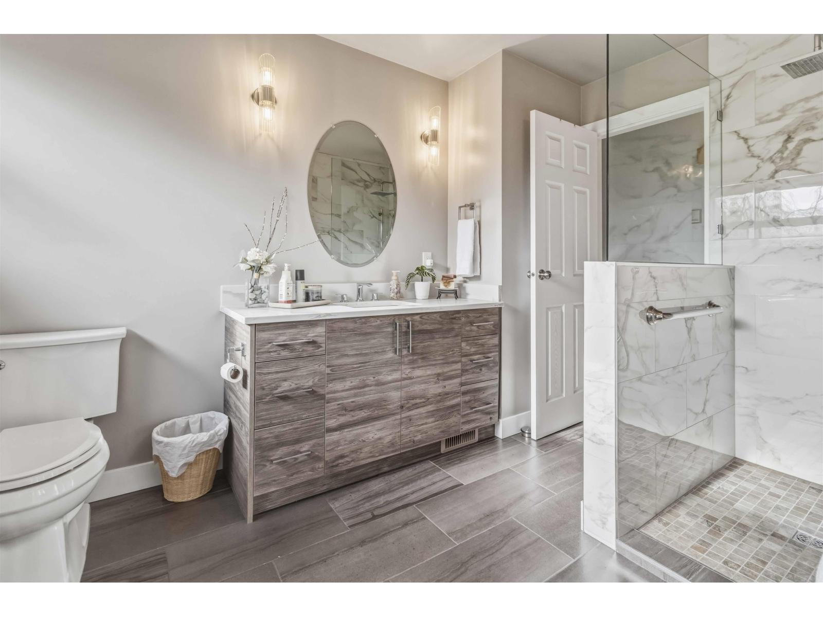 11078 83A Avenue, Delta