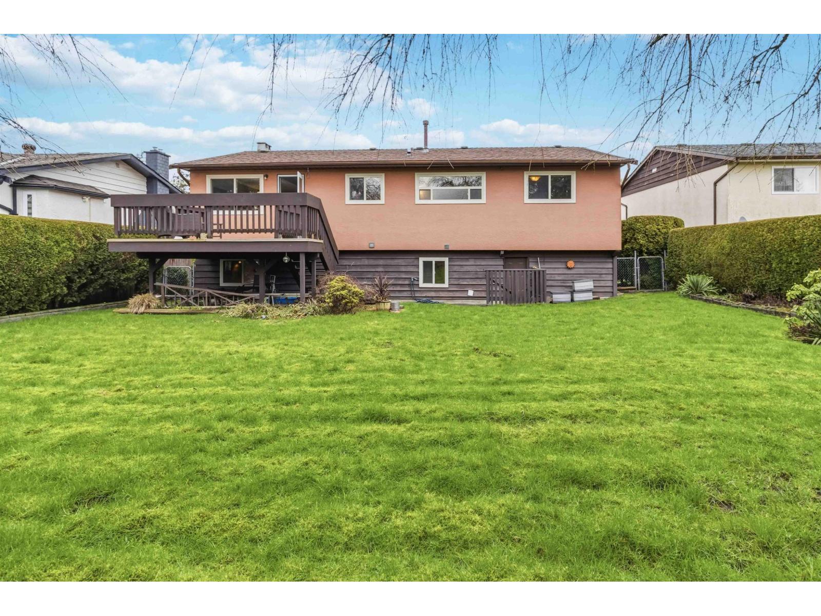 11078 83A Avenue, Delta