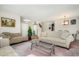 6697 141a Street, Surrey, BC V3W9N8 Photo 8