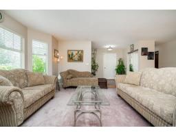6697 141a Street, Surrey, BC V3W9N8 Photo 9