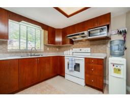 6697 141a Street, Surrey, BC V3W9N8 Photo 10