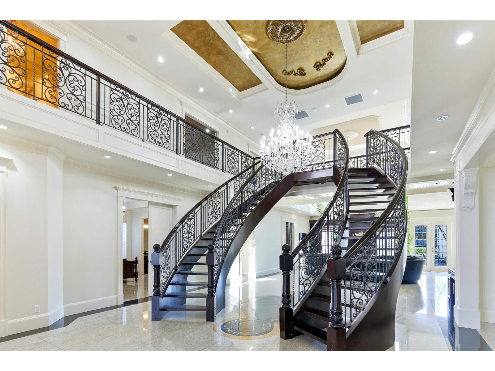 21098 85 Avenue - photo 2