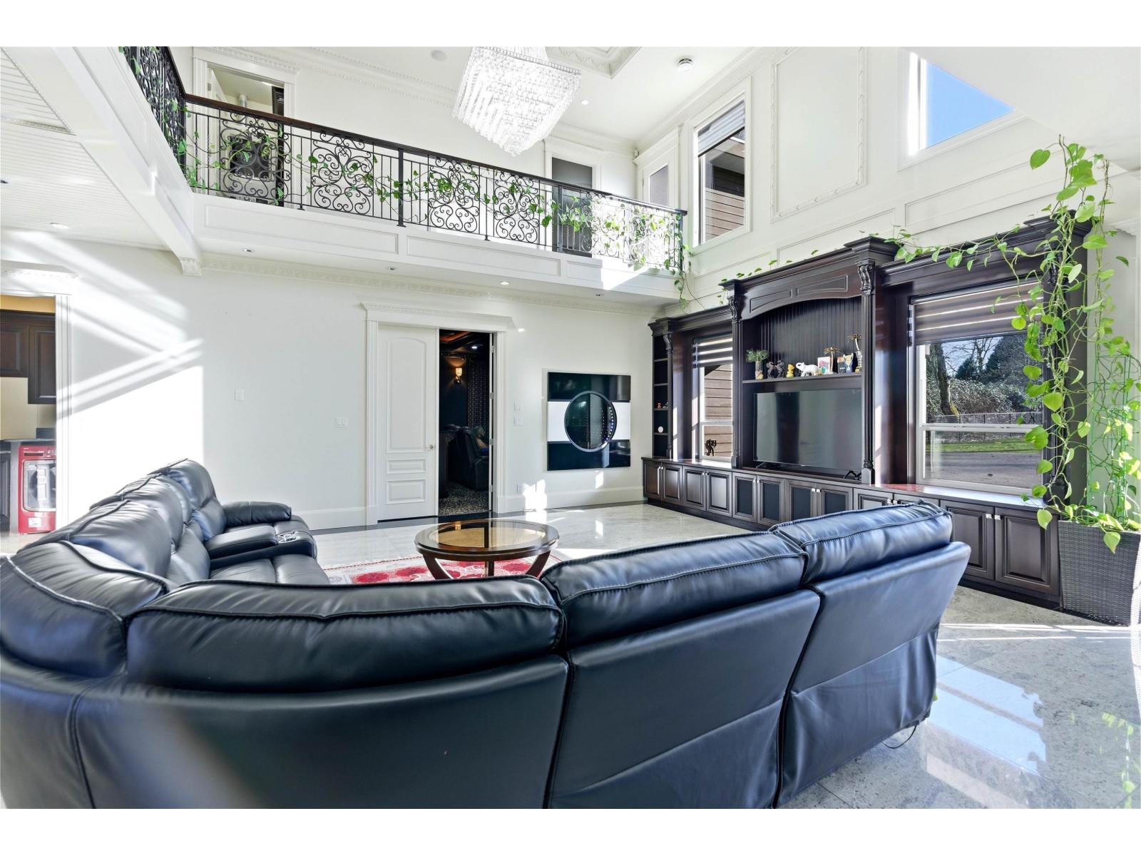 21098 85 AVENUE, Langley