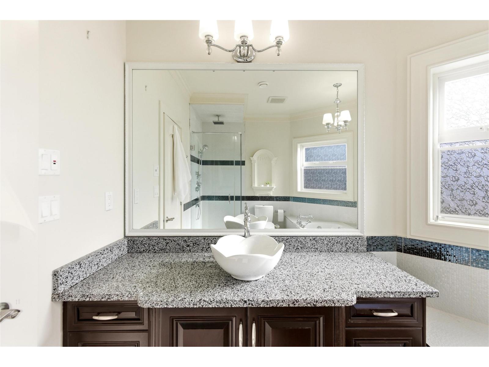 21098 85 AVENUE, Langley