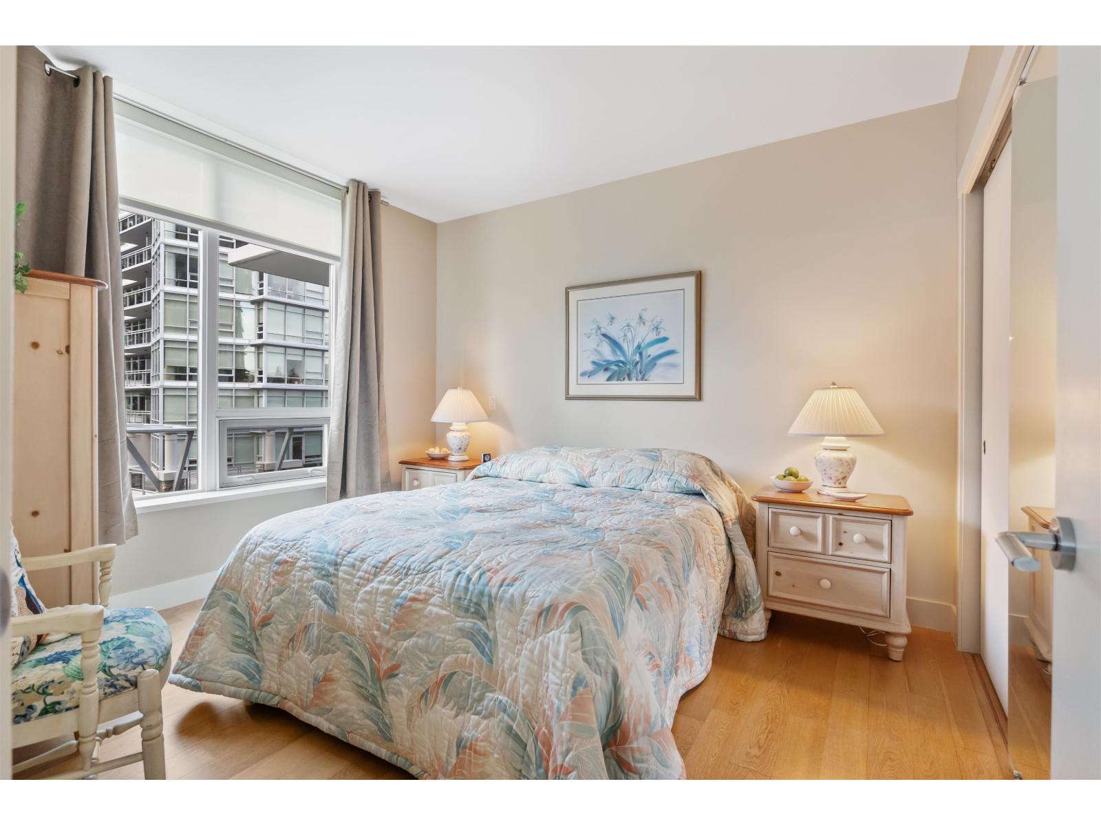 303 1473 JOHNSTON ROAD, White Rock