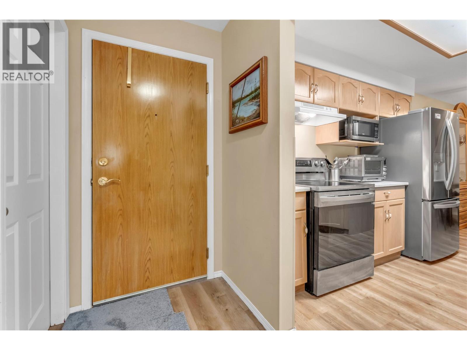 103 202 EDMONTON Avenue, Penticton