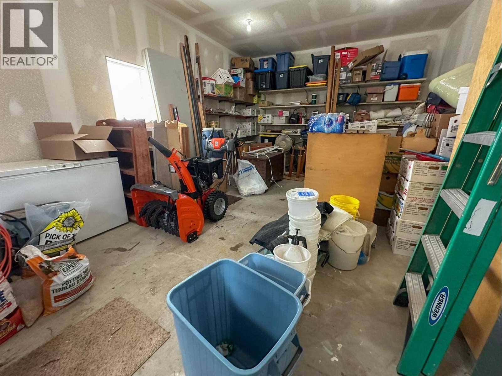 3525 NORTHSIDE ROAD, Vanderhoof