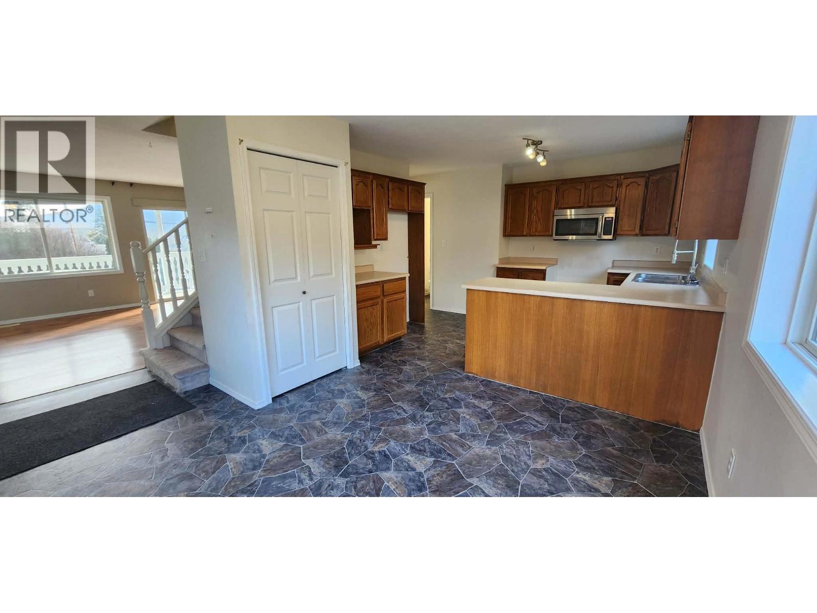 2110 Park Avenue - 5