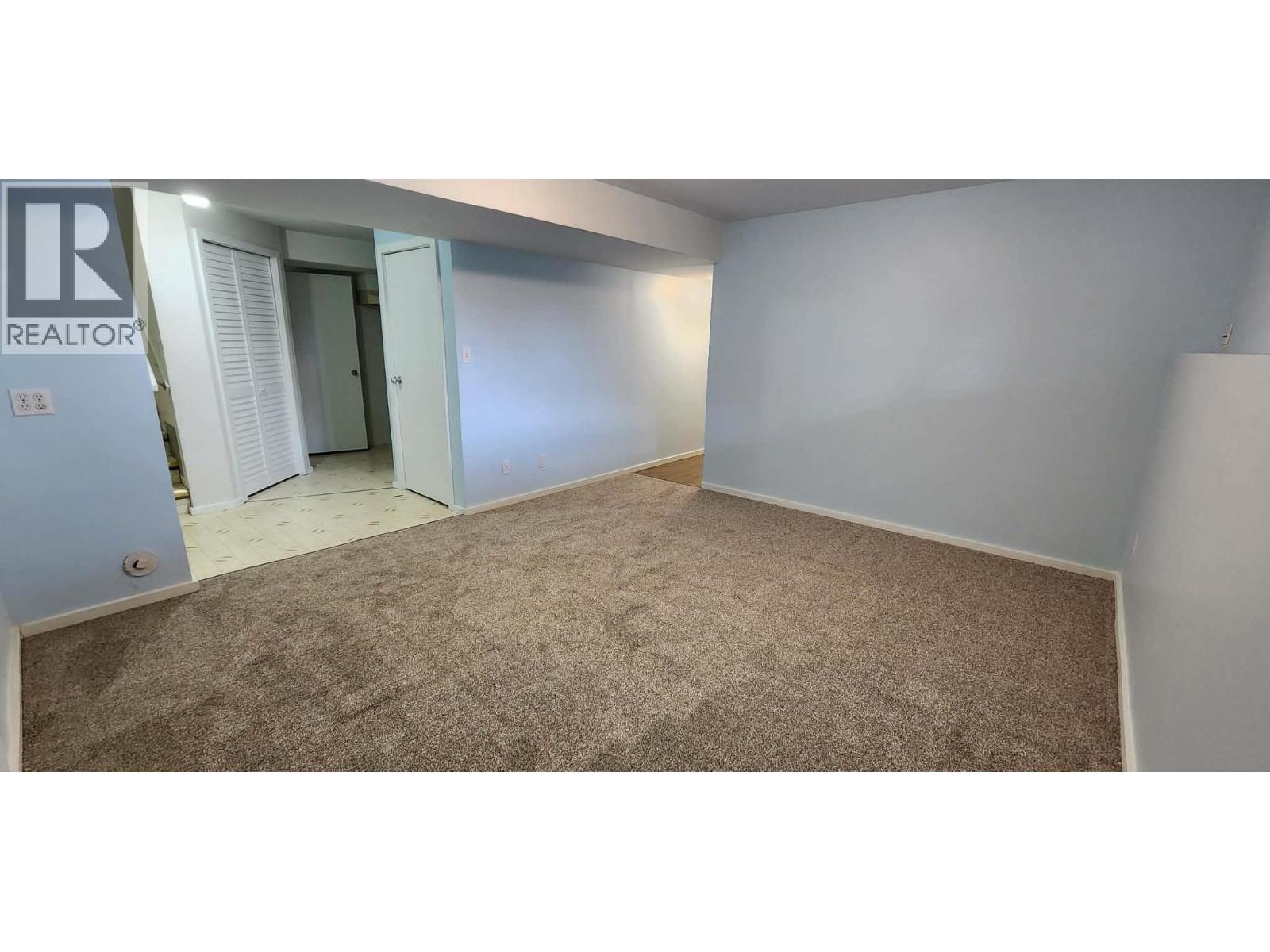 2110 Park Avenue, Lumby