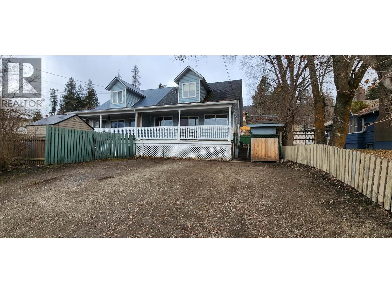 2110 Park Avenue, Lumby