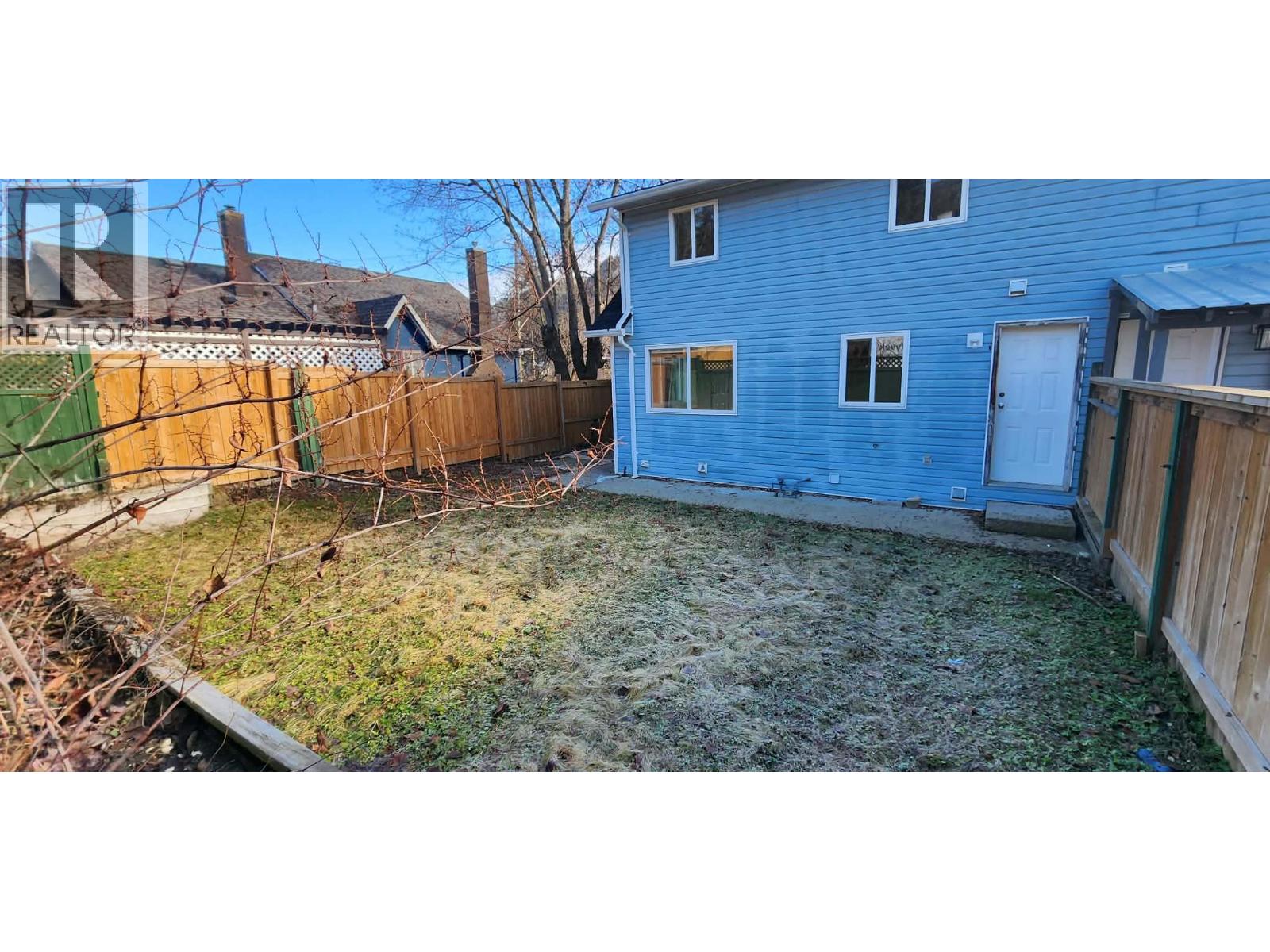 2110 Park Avenue, Lumby