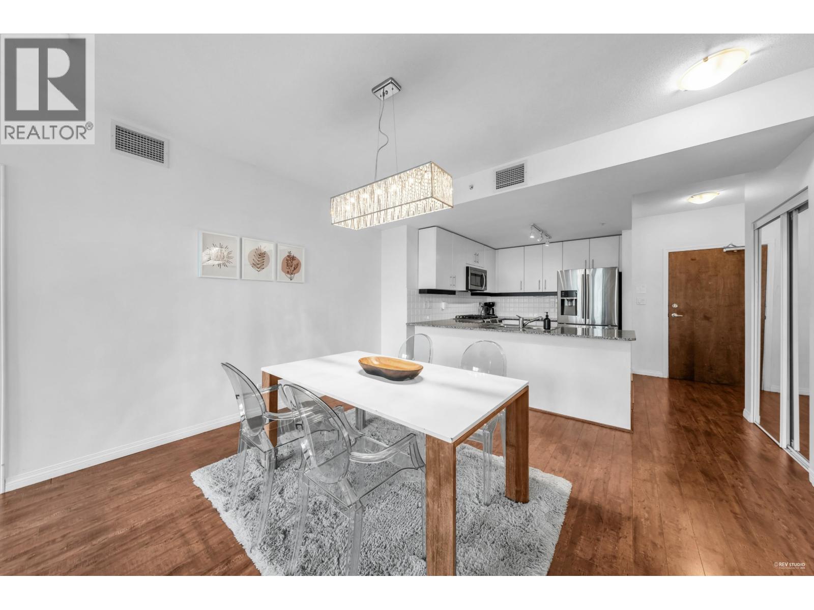 409 100 E ESPLANADE STREET, North Vancouver