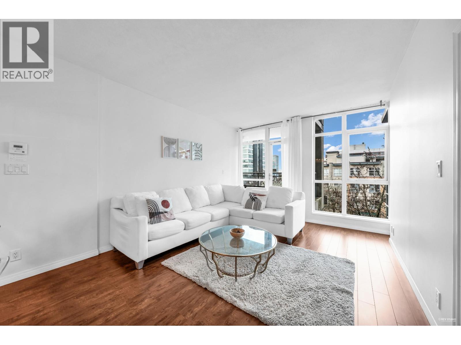 409 100 E ESPLANADE STREET, North Vancouver