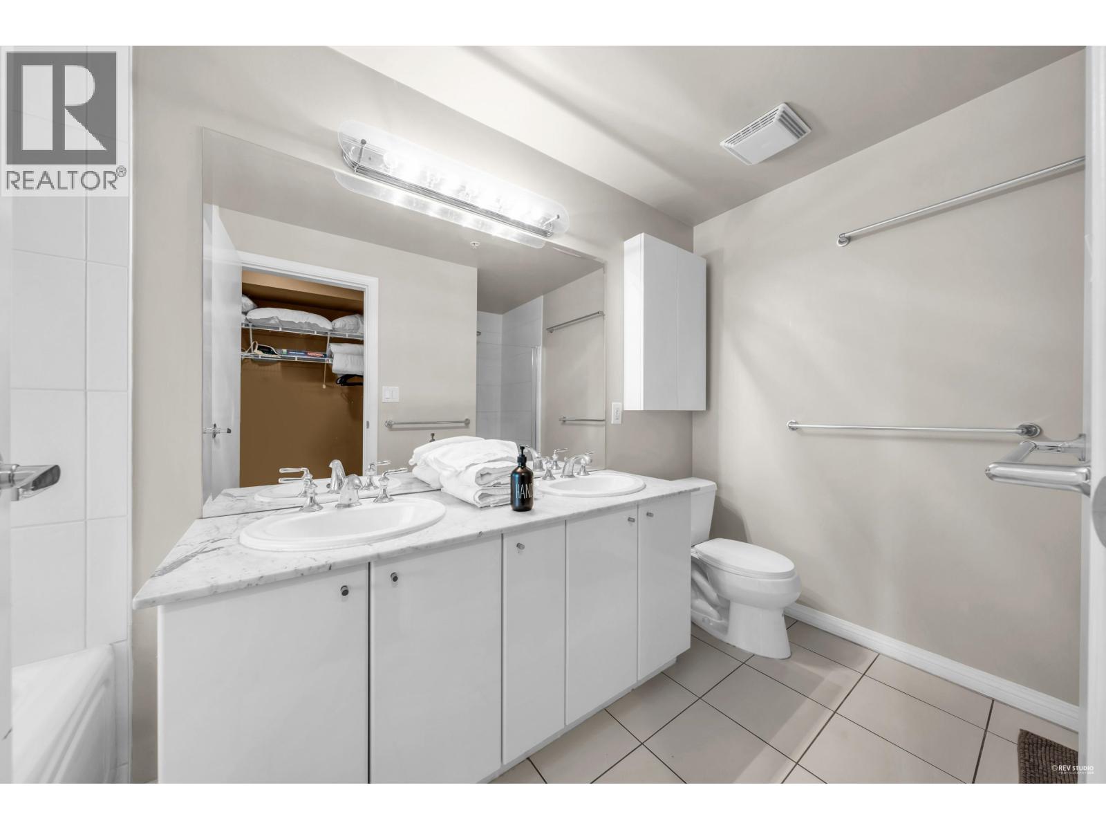 409 100 E ESPLANADE STREET, North Vancouver