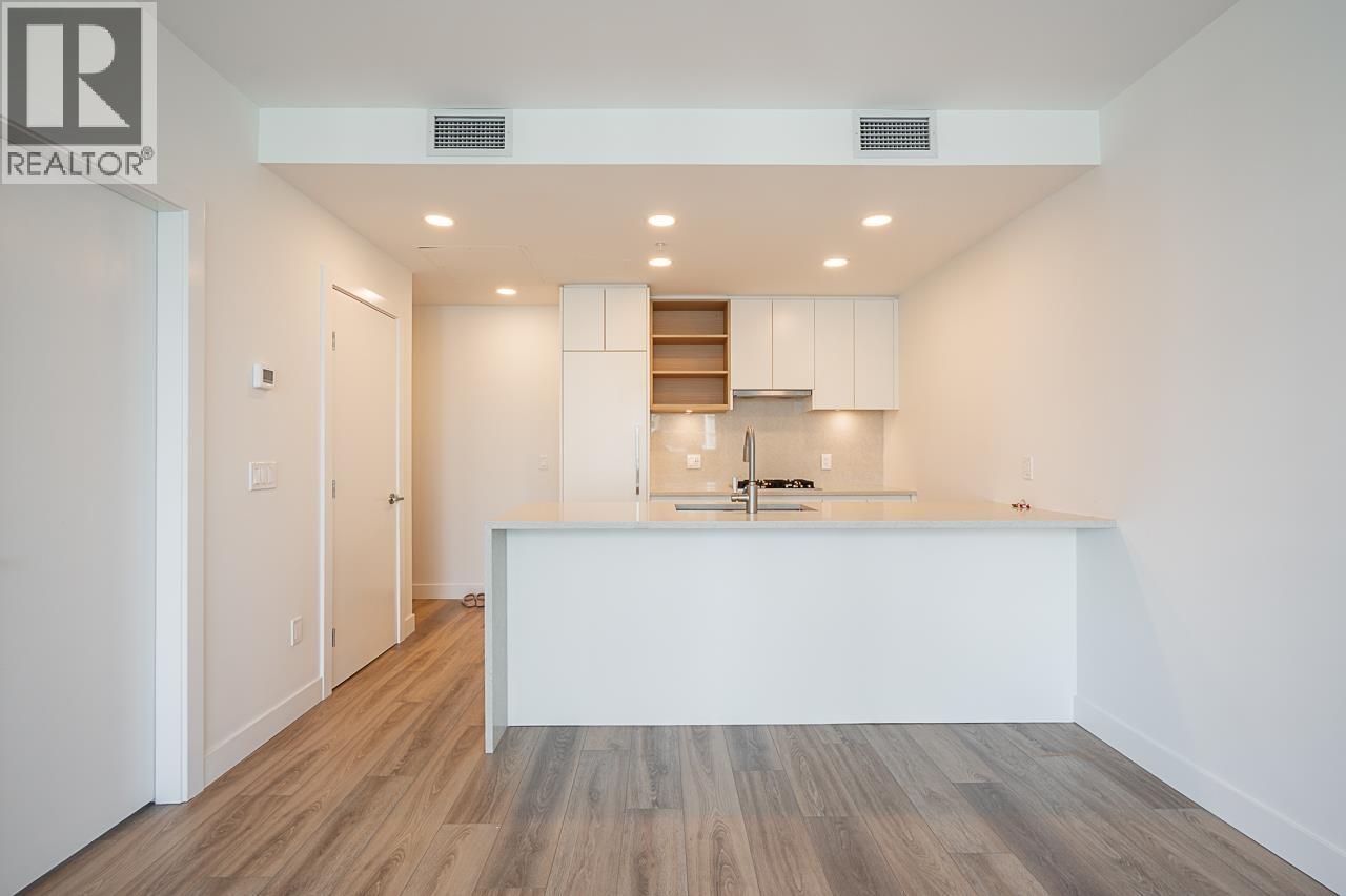 4433 ALASKA Street 2101