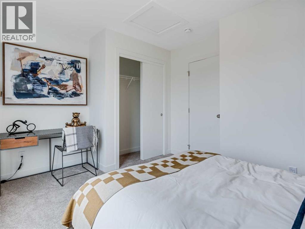 Single Family House for Sale in  st Street SW Springbank Hill Calgary 