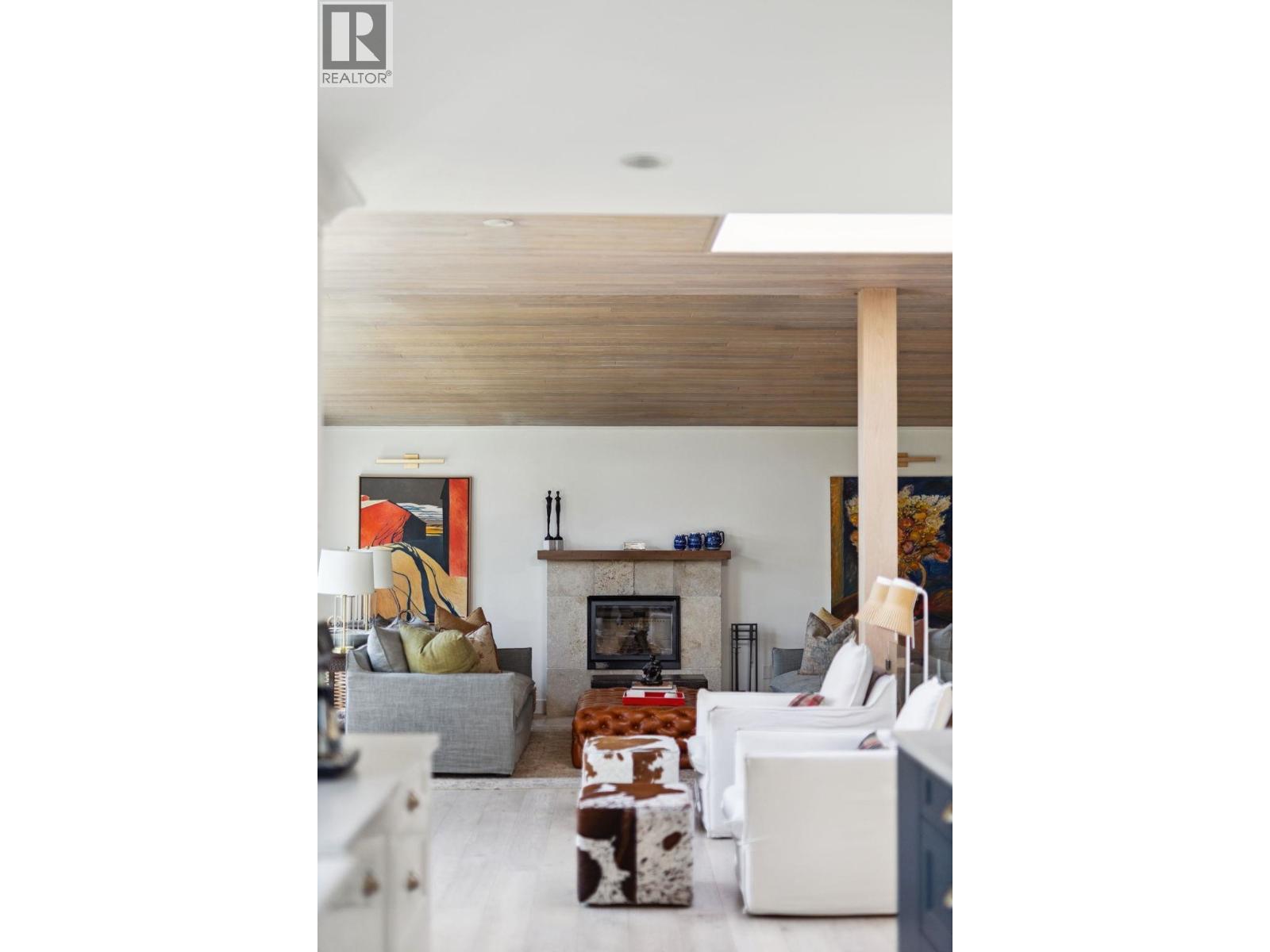 4445 STONE COURT, West Vancouver