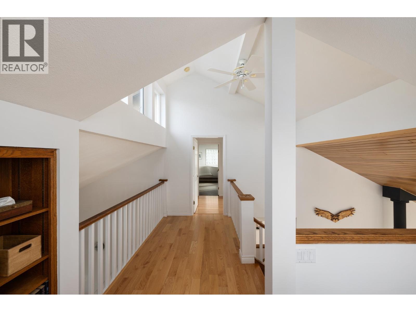 10339 SUNSHINE COAST HIGHWAY, Halfmoon Bay