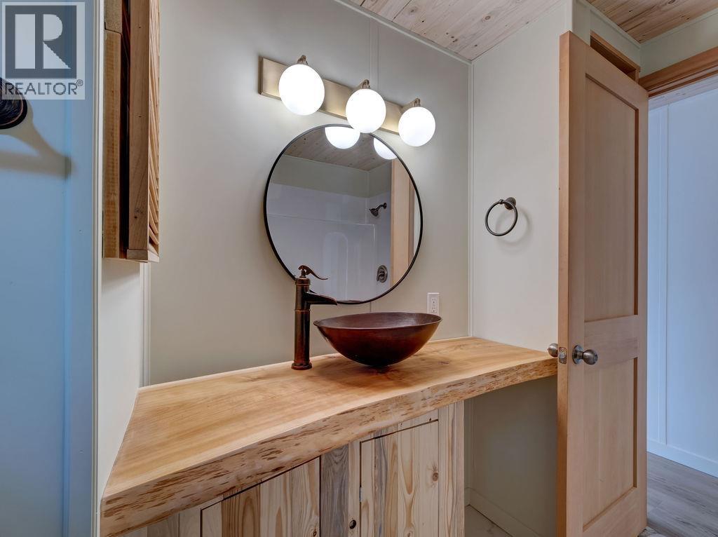 28 1413 SUNSHINE COAST HIGHWAY, Gibsons